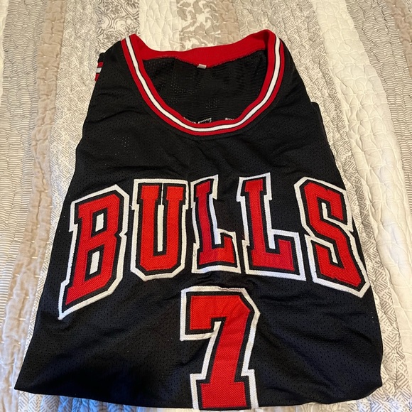Men’s Bulls 90s Toni Kukoc Jersey XL - Picture 5 of 5